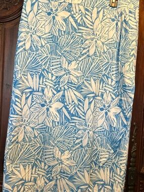 Ripskirt Hawaii Light Blue and White Floral Maxi Skirt